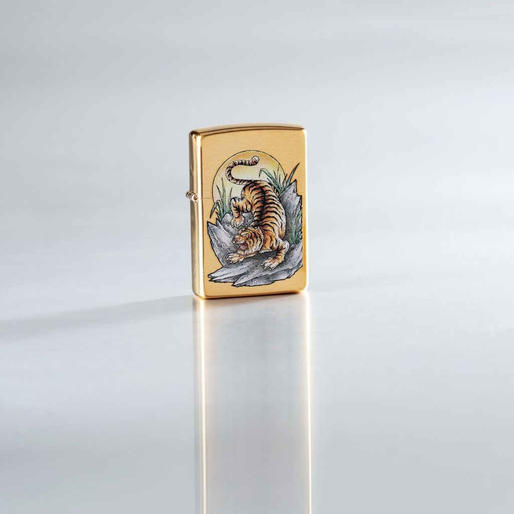 Zippo-2020-49116-1.jpg