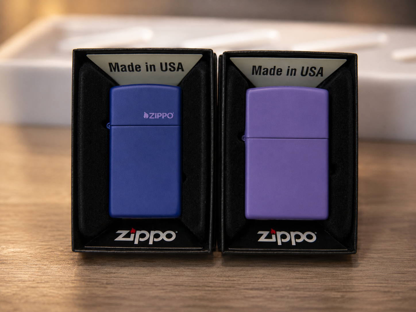 Zippo Standard và Slim không chỉ khác kích thước: Chúng khác nhau về âm thanh, khả năng khắc 3D và trải nghiệm cầm nắm. So sánh chi tiết để chọn đúng ngay lần đầu.
